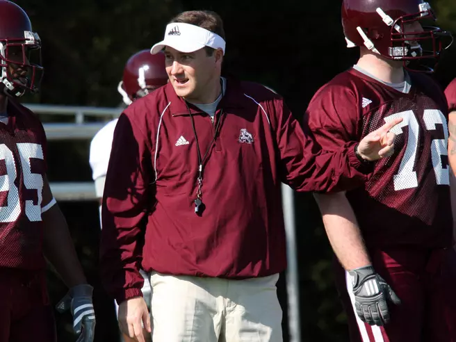 Offense Rallies Late To