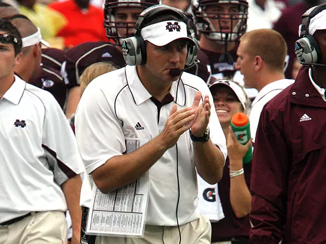 Live Chat With Head Coach Dan Mullen