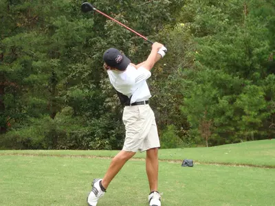 Bulldog Linksters Endure Tough Opening Day At Gator Invite