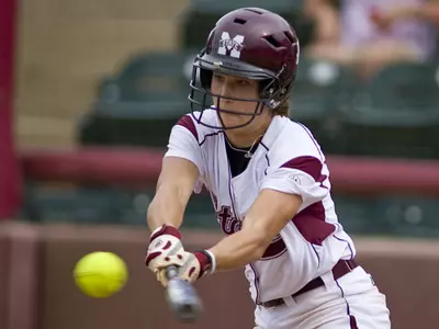 Bramlett Sets Career Hits Record as Dawgs Drop Pair of Games at Arkansas