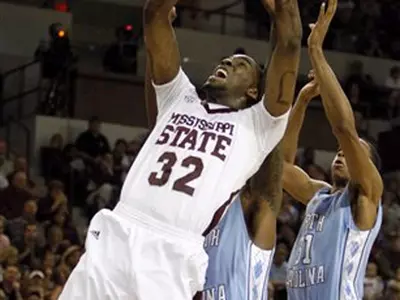 Bulldogs Fall To Tar Heels In Heartbreaker, 76-74, To End 2009-10 Campaign