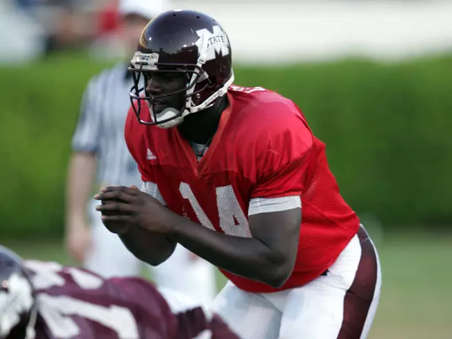 Maroon Takes 26-13 Victory Over White In Spring Football Finale