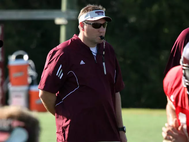 Offense Has Moments But Defense Wins First Spring Scrimmage