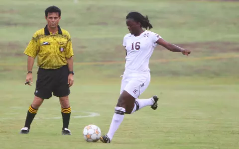 Simmons, Pettit Score as Bulldogs Blank Troy 2-0