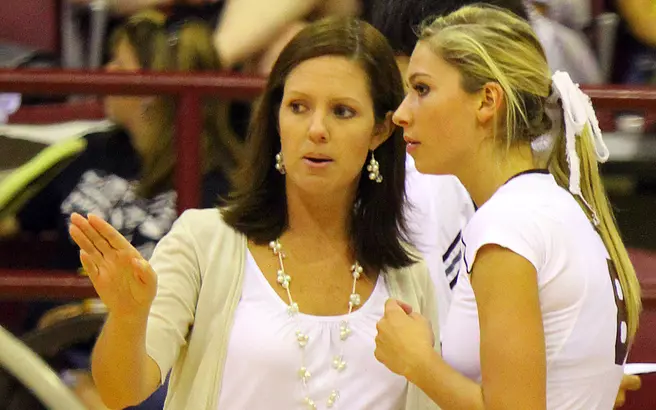 Volleyball Bulldogs Open Spring Slate In Texas