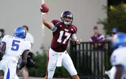 Bulldogs Dominate Memphis 49-7 To Open 2010