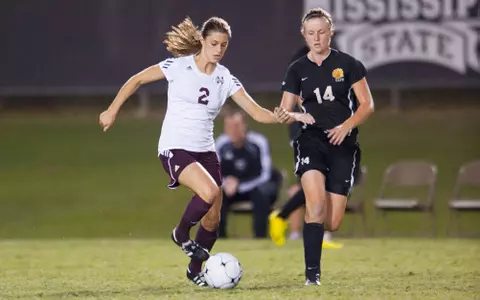 Bulldogs Upset No. 11 Florida On Senior Day