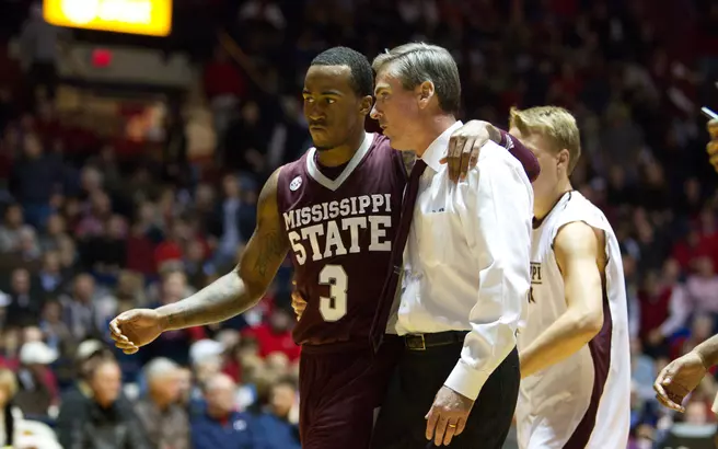 Bulldogs, Hogs Meet With Tournament Bye On The Line