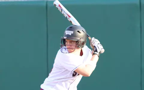 Bulldogs Fall Twice to No. 2 Gators on Wednesday