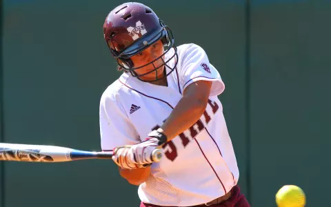 Lenahan Powers Bulldogs To 8-6 Upset Of No. 7 Georgia