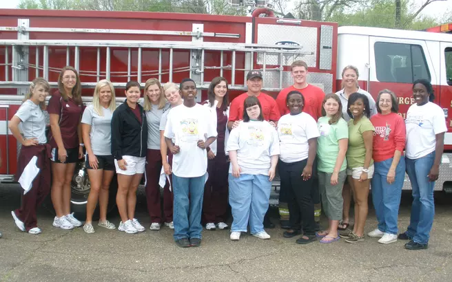 Women's Golf Volunteers For