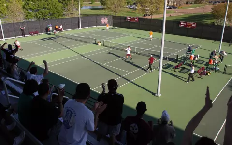 Bulldog Tennis Registers Huge Upset Of #4 Tennessee, 6-1