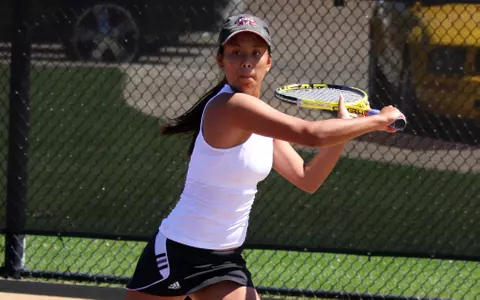 Lady Bulldog Tennis Falls In Tough 4-3 Decision At Minnesota