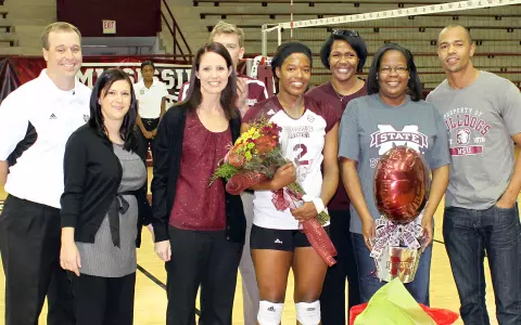 McVey Sets MSU Digs Record In Home Finale Against Missouri