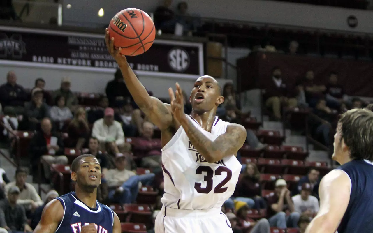 Men's Hoops Drops Road Contest At LSU