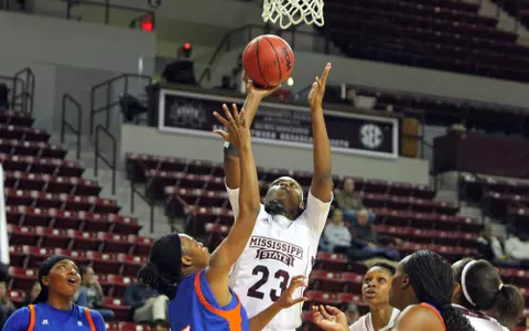 Bulldogs Use Tough Defense To Power Past Northwestern St., 65-49