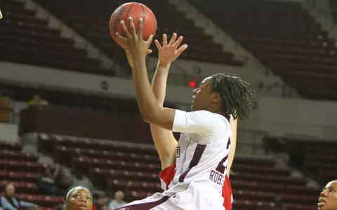 Robinson's First Double-Double Leads MSU Past Jacksonville State