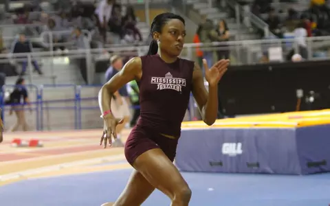 Bulldogs Traveled To Alabama And Iowa For Weekend Action