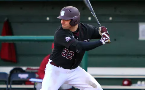 #12 Kentucky Pitching Stymies #21 Bulldogs In SEC Tourney, 5-1