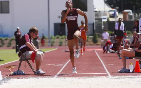 Excellent Showing For Bulldogs At Texas And Oxford
