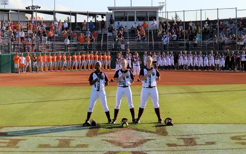 Bulldogs Leave Seven On Base; Fall to No. 12/11 Tennessee