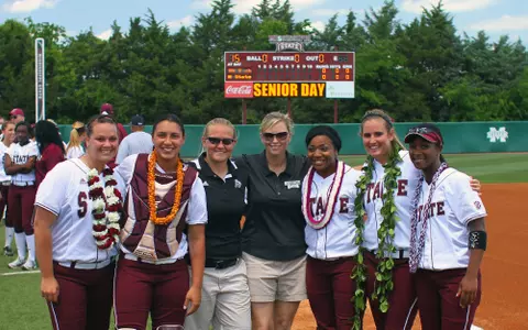 Softball Concludes Best April in School History On Senior Day