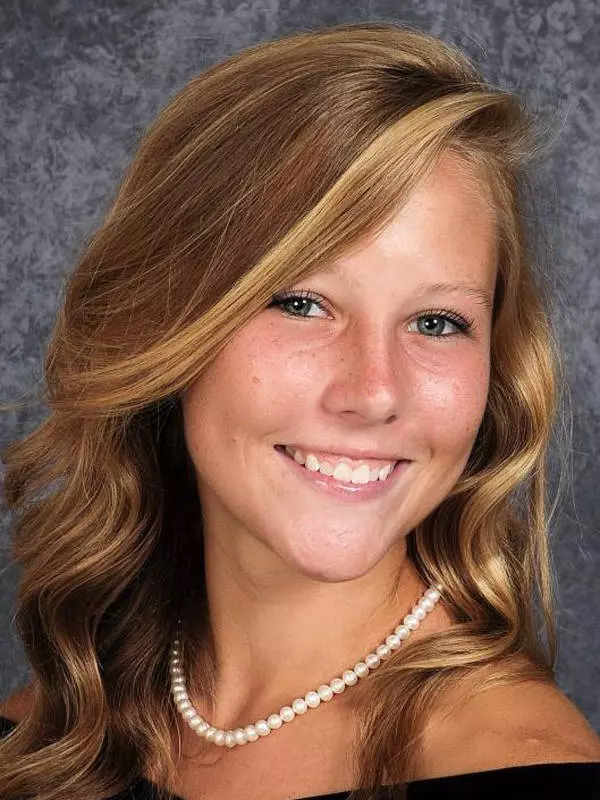 Bulldog Soccer Inks Tennessee Standout Addie Tomlin