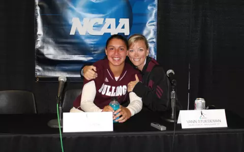 Softball Ends 2012 Season With 2-0 Loss To Portland State
