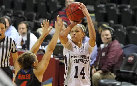 Bulldogs Hit Road To Challenge No. 15 South Carolina Sunday