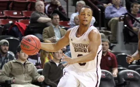 State Men Fall At Tennessee In Hoops