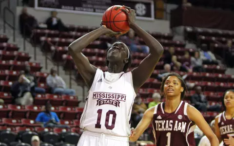 Alwal leads Bulldogs To 71-62 Win Against Grand Canyon