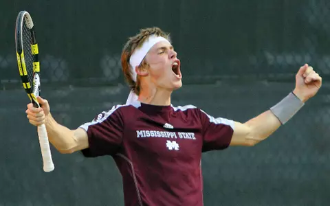 No. 13 Bulldogs Down No. 20 South Carolina For Senior Day Victory