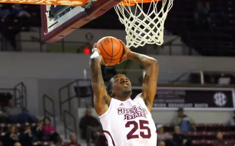 Bulldogs Upend Loyola In Overtime, 65-64