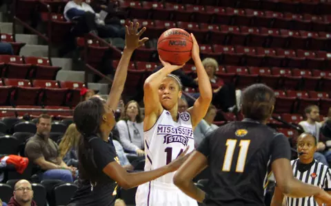 Strong First Half Powers Bulldogs Past Southern Miss, 71-61