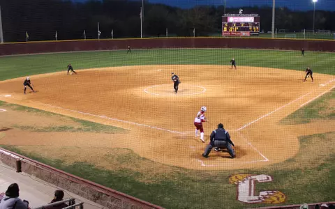 Bully Bombers Jump On Cougars Early En Route To DH Sweep