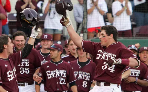 #2 LSU Escapes #8 MSU, 6-4, With Tenth-Inning Home Run Blast