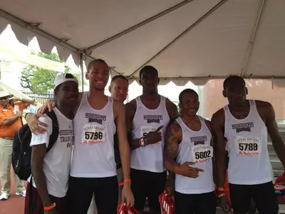 Bulldog Relay Team Finishes First In Texas