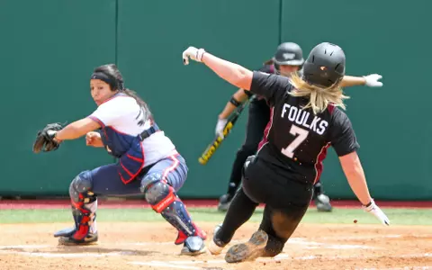 Bulldogs Outlast Rebels For Series-Clinching 6-5 Victory