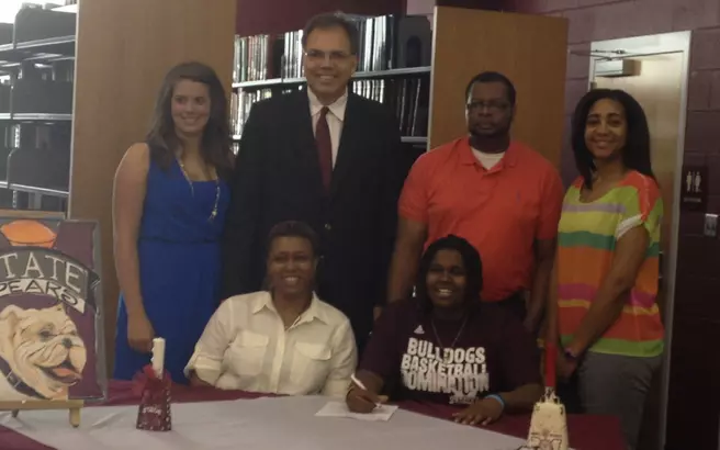 New Albany Standout Jazmine Spears Inks With MSU