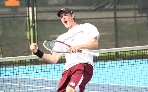 No. 10 Bulldogs Drop 4-2 Decision To No. 7 UT To End Season