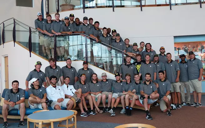 Bulldogs Battle Beavers Friday For Berth In CWS Championship Series