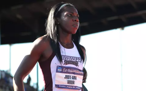 Muir, Bougard Shine And Collect Points For MSU