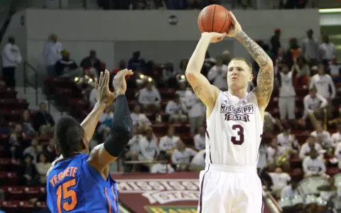 No. 3 Florida Holds Off Mississippi State