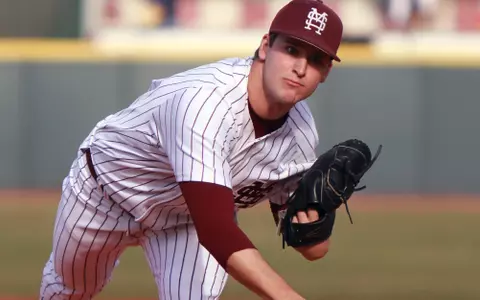 Bulldog Bats Stay Hot In 10-1 Win Against The Mount