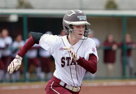 No. 15/17 Georgia Sweeps MSU