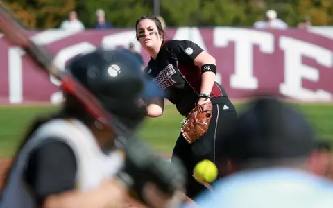 MSU Sweeps Iowa With 9-1 Victory