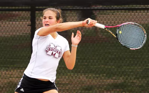 Bulldog Tennis Opens Wildcat Invitational With Impressive Day