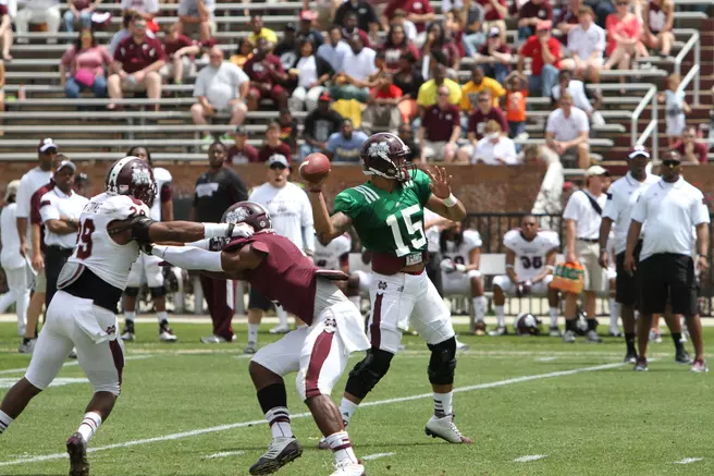 Game-Winning FG Lifts Maroon Past White, 41-38