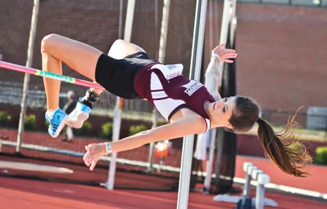 Bulldogs Shine At Alabama En Route To Seven Individual Wins