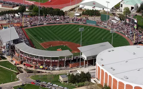 Baseball Ranked 11th In 2016 Collegiate Baseball Preseason Poll